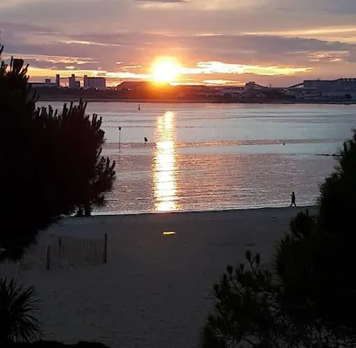 T2 - Face A La Des Minimes La Rochelle (Charente-Maritime)